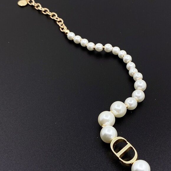 Dior pearl necklace✅✅✅ - Picture 6 of 6
